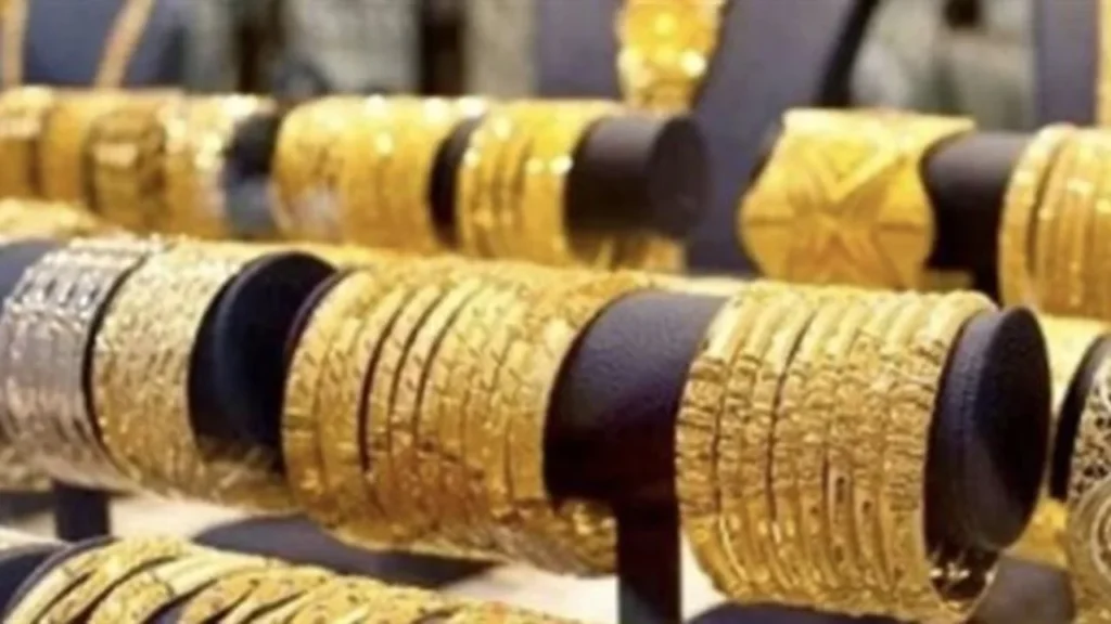 تراجع المعدن النفيس إلى مستوى 1272 دولاراً متأثراً بتداعيات حرب إيران الأخيرة